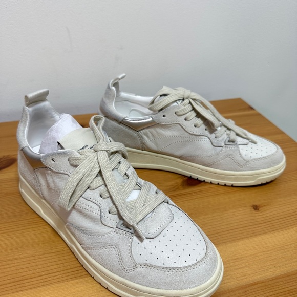 Steve Madden | Off-White Leather Low Top Everlie Sneakers - Picture 1 of 8